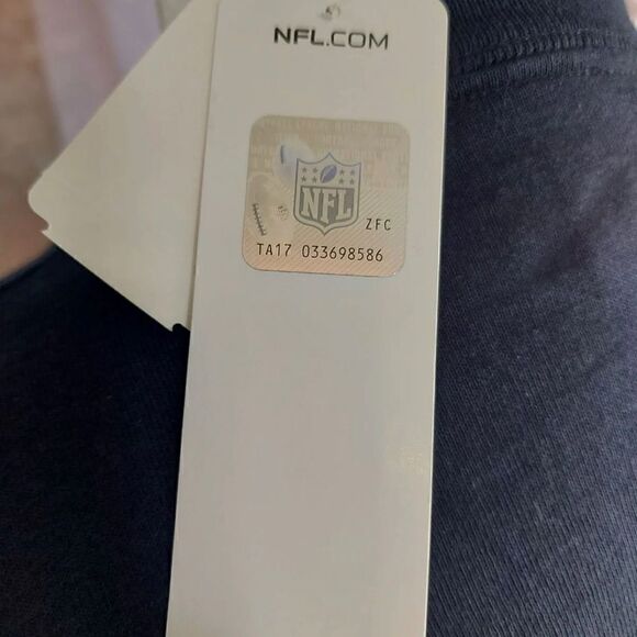 New NFL RAMS shirt size medium - Picture 4 of 6